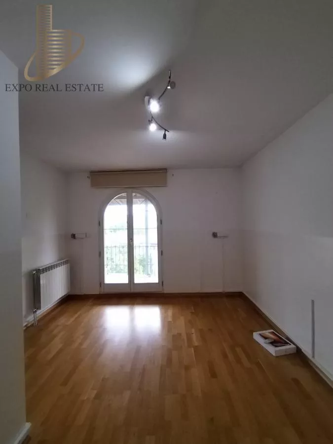Za izdavanje poslovni objekat od 750m2 pogodan za IT delatnost - slika 9