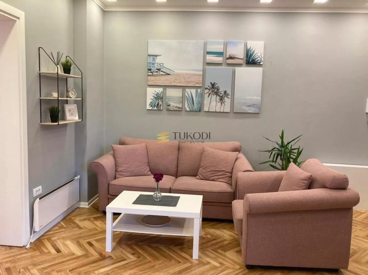 BETON HALA | Renoviran stan 3.0 – Pogled na Savu - slika 3
