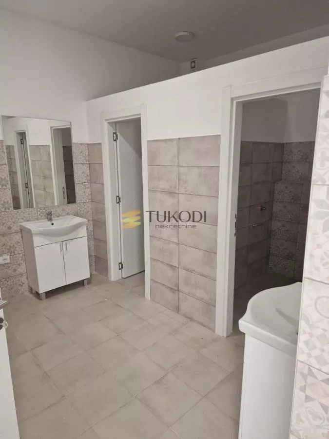 Poslovni prostor u dve etaže od 930m2 - slika 16