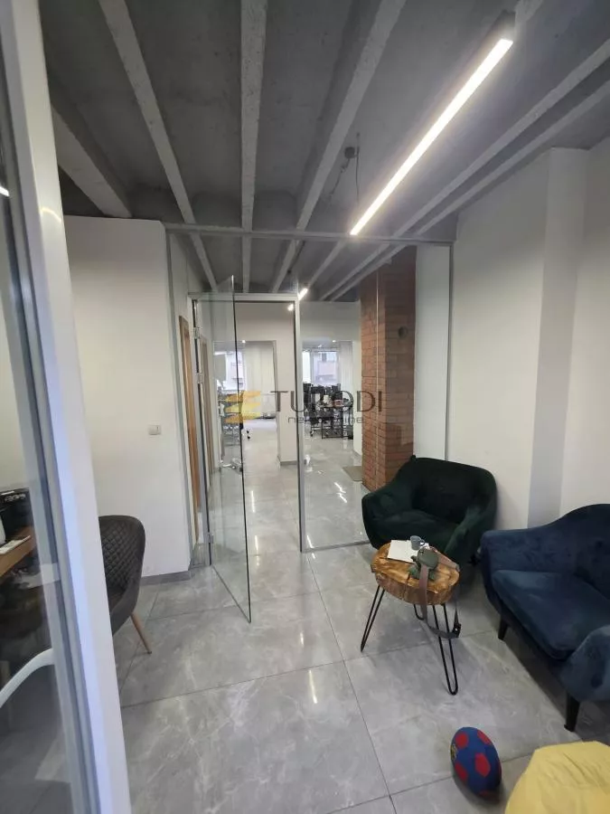 Prostor za kancelariju 70m2 Sarajevska - slika 12