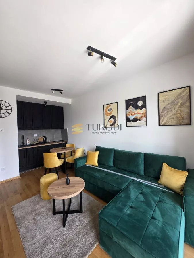 1,5 stan od 35m2 Titova Vila - slika 1