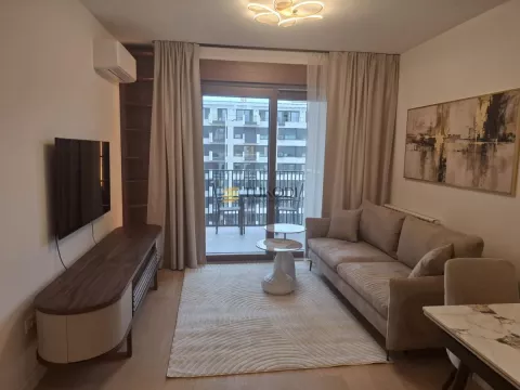Airport City, Kvart 64 | 43 m² | Luksuzno opremljen