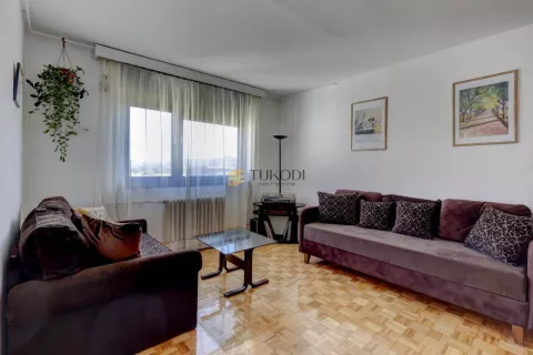 Donji Dorćol – 25. maj | Pogled na Dunav | 3.0