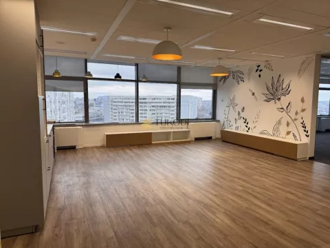Novi Beograd-poslovni prostor 838m2