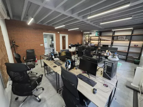 Prostor za kancelariju 70m2 Sarajevska