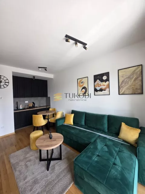 1,5 stan od 35m2 Titova Vila